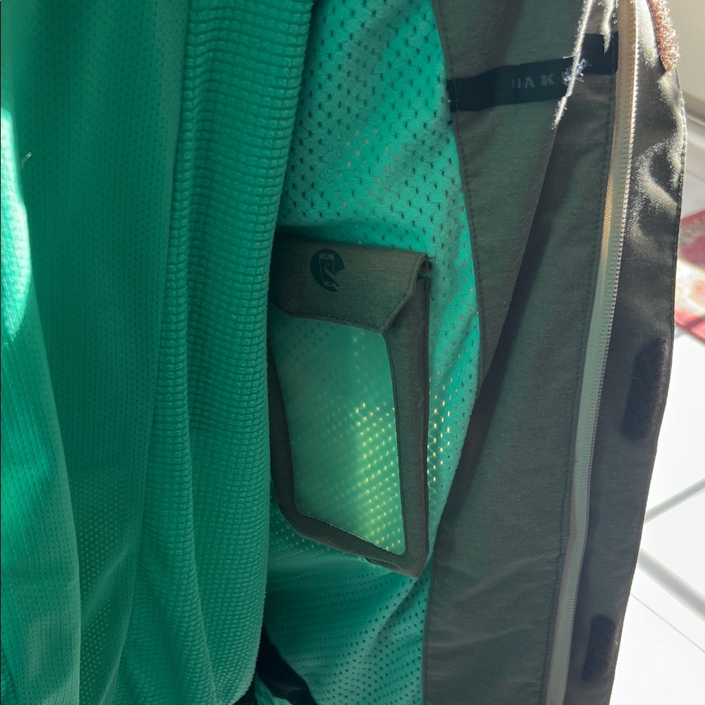 Oakley Men's Multi-Tone Performance Jacket - image 4